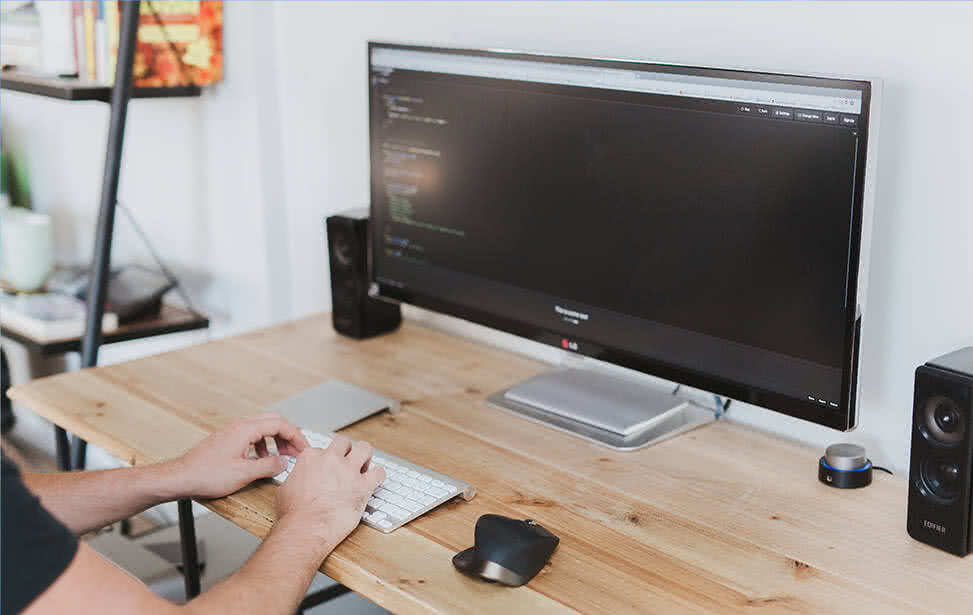 知名高階顯示器代理商